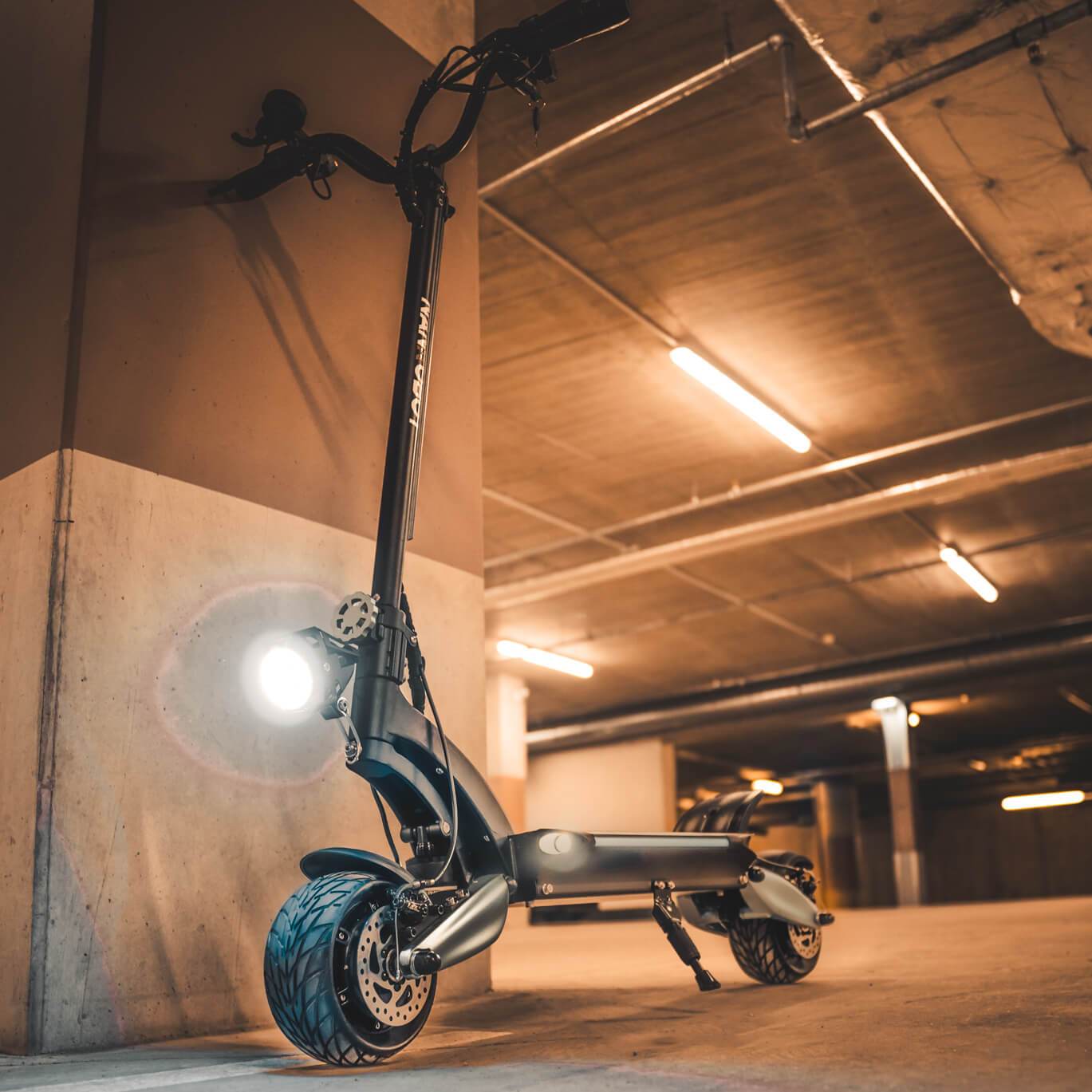 NANROBOT Lightning 2 Electric Scooter